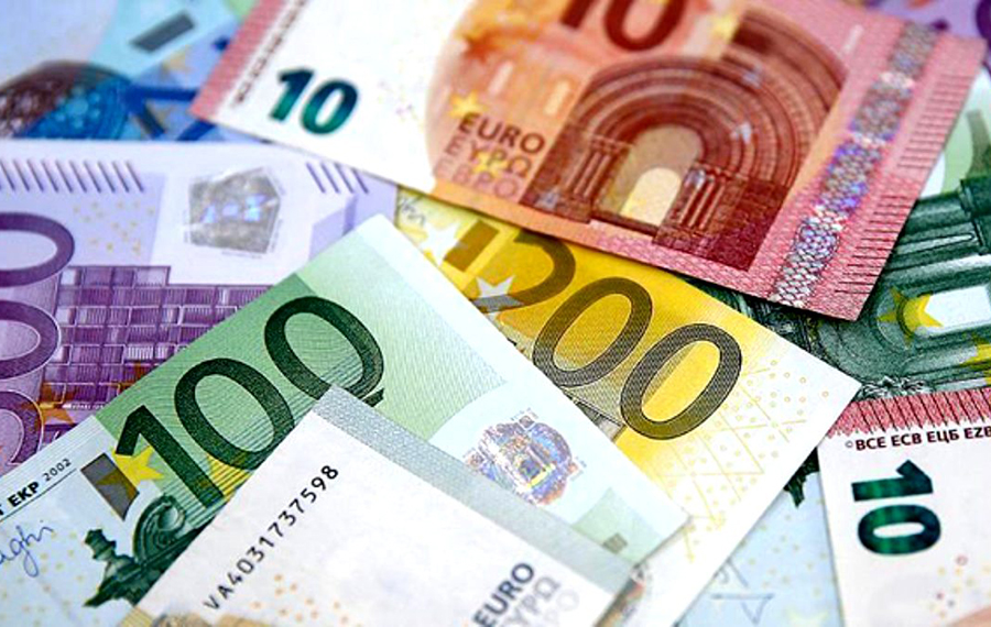 Euro Bölgesi’nde enflasyon yüzde 4,9’la rekor yüksek seviyeye çıktı