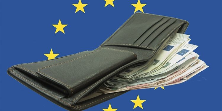 Euro Bölgesi'nde enflasyon rekor yüksek seviyeye çıktı