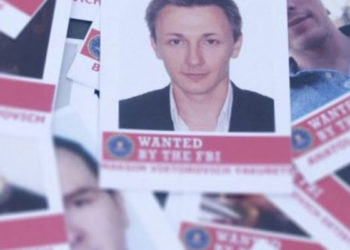 Evil Corp: BBC, dünyanın en çok aranan bilgisayar korsanlarından ikisinin Rusya'da serbestçe yaşadığını ortaya çıkardı