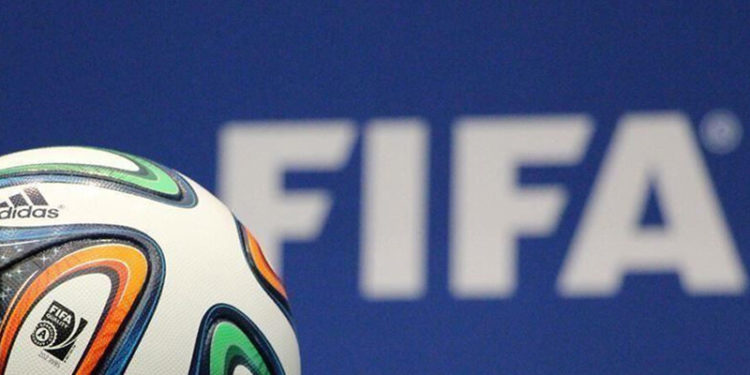 FIFA, yarı otomatik ofsayt teknolojisini 2021 Arap Kupası'nda test edecek