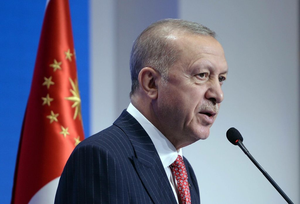 FT: Bakanlar Erdoğan’a durumun vahametini anlatmaktan korkuyor