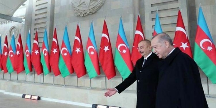 Fehim Taştekin: Erdoğan’ın başını döndüren koridor Ermenistan’ı ayartabilir mi?