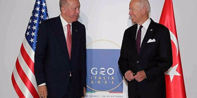 Fehmi Koru, Erdoğan ve Biden görüşmesini yazdı: Açıklamalar farklı ama ben yine de rahatladım
