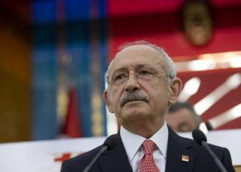 Fehmi Koru: Kılıçdaroğlu çok uğraşıyor ama CHP’nin makûs talihinin değişmesi o kadar zor ki