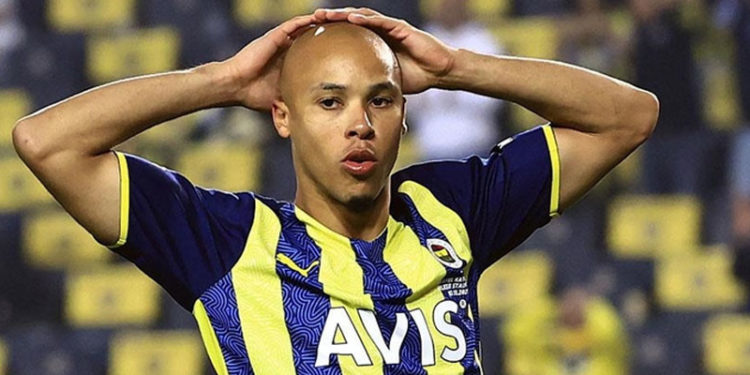 Fenerbahçeli Marcel Tisserand milli takım kampında sakatlandı