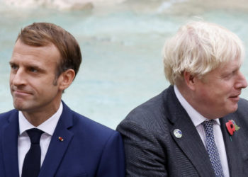 Fransa ile İngiltere arasında göçmen krizi büyüyor