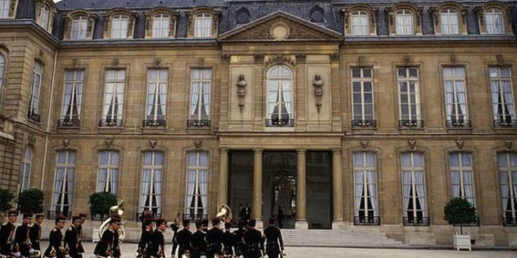 Fransa'da Elysee Sarayı'ndaki tecavüz iddiasına soruşturma açıldı