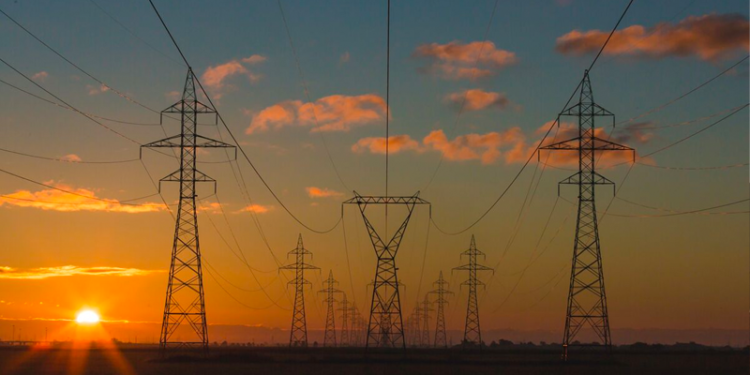 Fransa'da elektrik faturalarını ödeyemeyenlerin elektriği kesilmeyecek