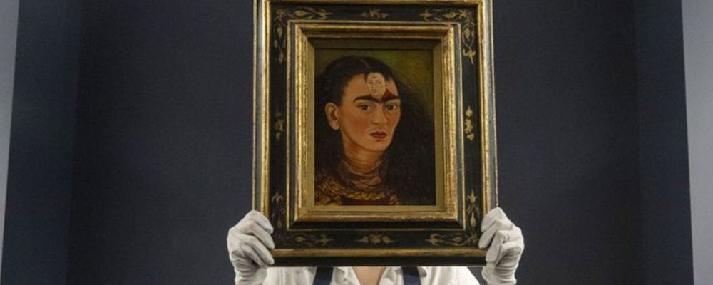 Frida Kahlo'nun otoportresi 34,9 milyon dolara satıldı