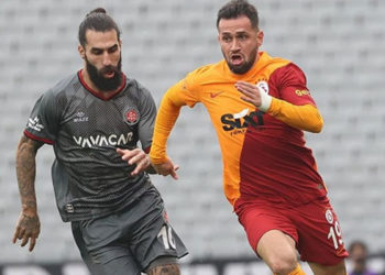 Galatasaray deplasmanda puan kaybetmeye devam ediyor