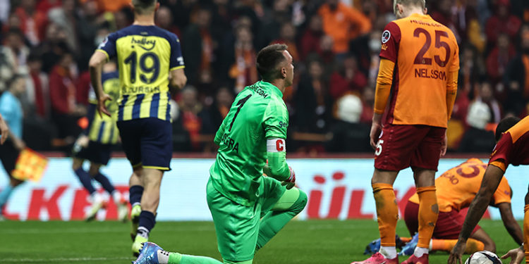 Galatasaray, skor üstünlüğünü korumakta zorlanıyor