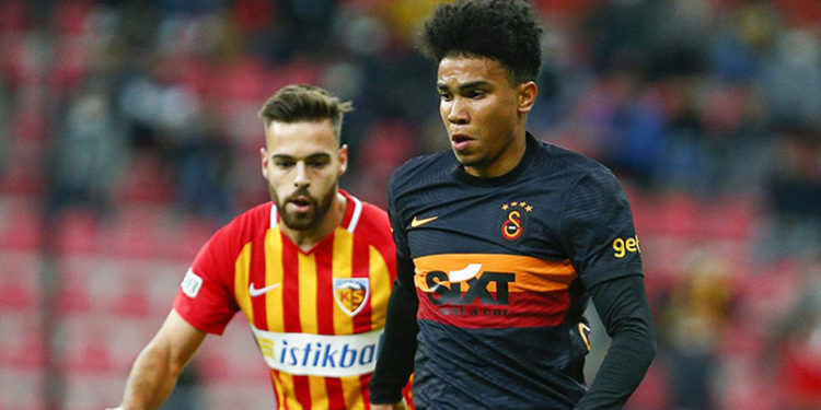 Galatasaray'da Gustavo Assunçao yol ayrımında