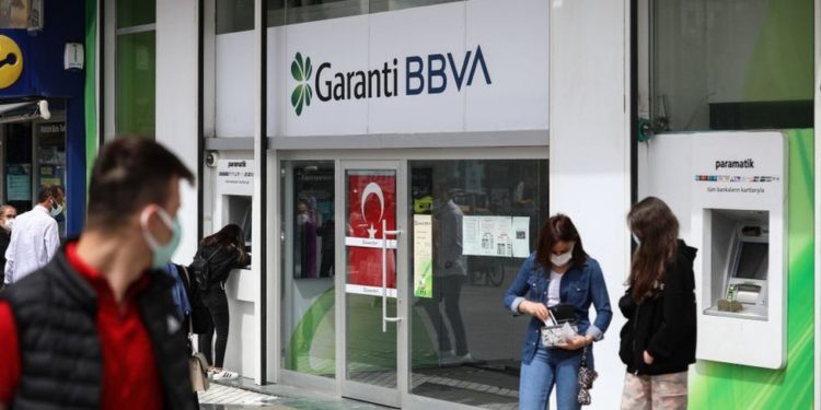 Garanti Bankası: BBVA neden bankanın tamamına sahip olmak istiyor?
