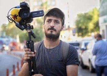 Gazeteci Emrullah Acar gözaltına alındı