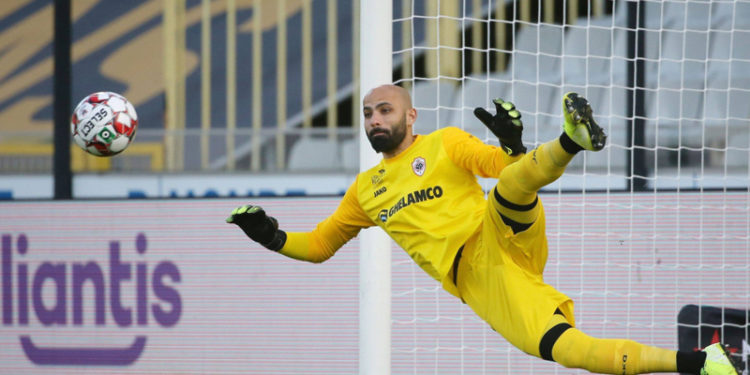 Gent'ten Sinan Bolat'a transfer izni çıkmadı