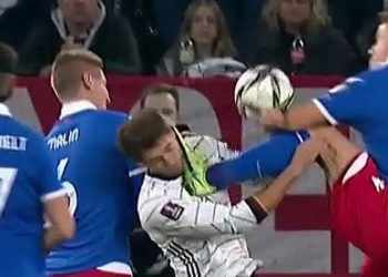 Goretzka'ya yapılan faul, geceye damga vurdu; boynu kırılıyordu!
