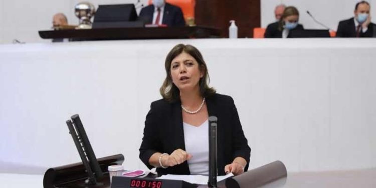 Görüş yasağına tepki gösteren Beştaş: İmralı Adası Türkiye sınırları içinde değil mi?