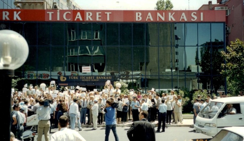 Hükümet düşüren Türkbank yeniden açılıyor