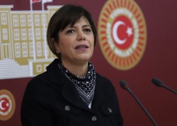 HDP'li Beştaş: Para politikalarında bulunan her bürokrat suç işlemeye devam ediyor