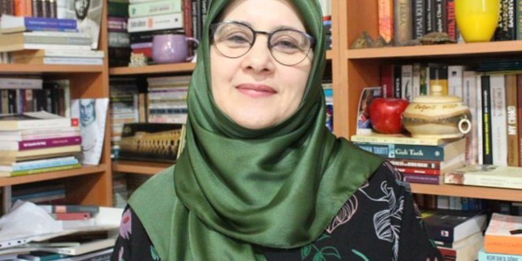 HDP’li Hüda Kaya’dan Erdoğan’a: ‘Başörtülüler sizin kızınız da bacınız da değil’