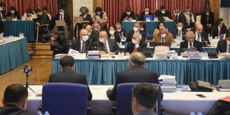 HDP’li Paylan: Ülkedeki faşizm Meclis’e taşınıyor