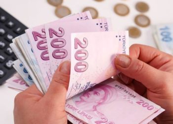 HaberTürk yazarı Karaca: Müteahhitlere yapılan bu güzelliğin bedelini orta sınıf ödeyecek