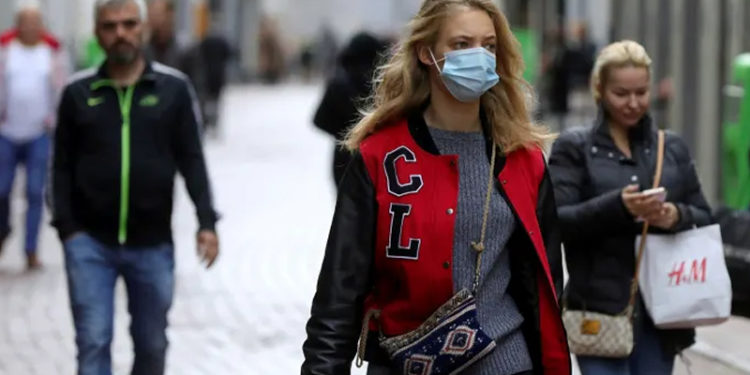 Hollanda'da günlük Covid-19 vaka sayısı, en yüksek seviyede