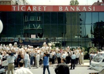 Hükümet düşüren Türkbank yeniden açılıyor