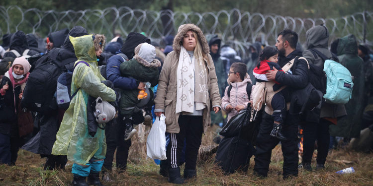 Irak, geri dönmek isteyenler sığınmacılar için Belarus’a uçak gönderecek