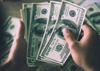 Jak Eskinazi: Döviz kurlarındaki aşırı dalgalanma ihracatı durduracak boyuta ulaştı