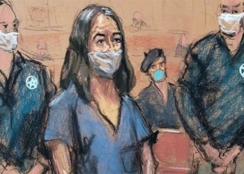 Jeffrey Epstein'e cinsel istismar için aracılıkla suçlanan Ghislaine Maxwell'in davası başlıyor