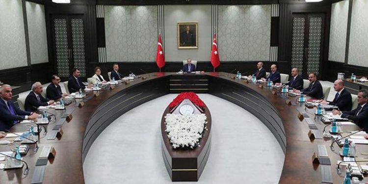 Kabine bugün toplanıyor: Gündem asgari ücret