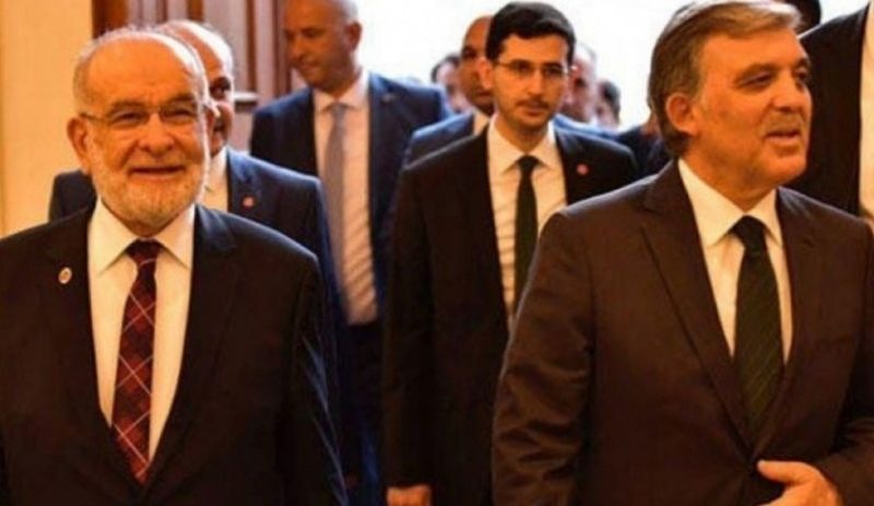 Karamollaoğlu, Abdullah Gül ile 1.5 saat baş başa görüştü