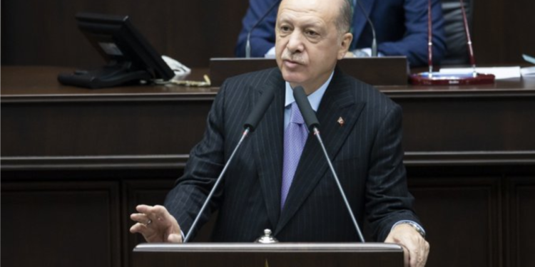 Karar yazarı Beki: Ne yani, TL ile kazananların alım gücü düşecek, halk yoksullaşacak diye Allah’ın dediği yapılmasın mı?