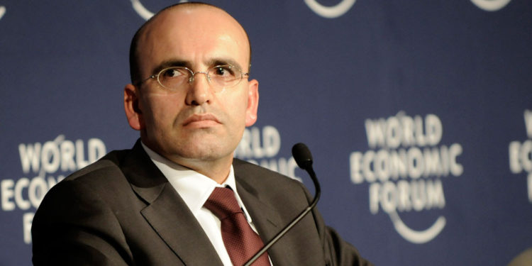 Kayıplara karışmıştı: Mehmet Şimşek “moderatör” olarak döndü