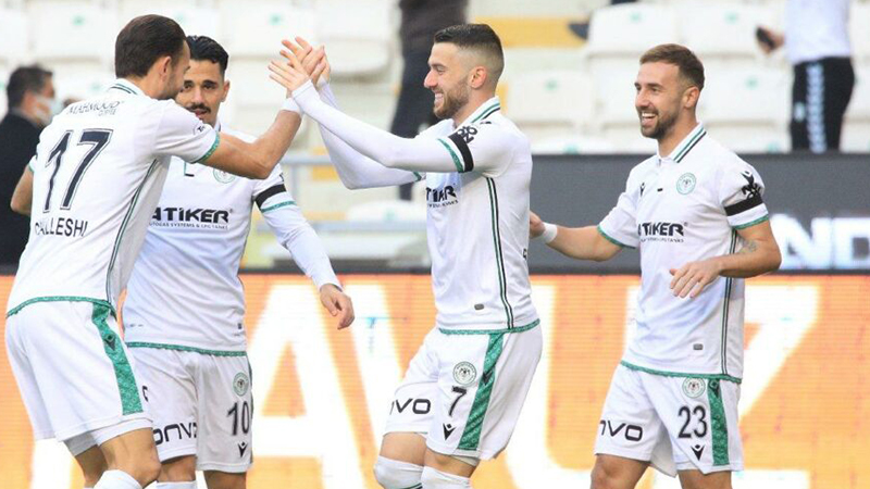 Konyaspor, Rizespor'u da devirdi; galibiyet serisi 4 maça çıktı!