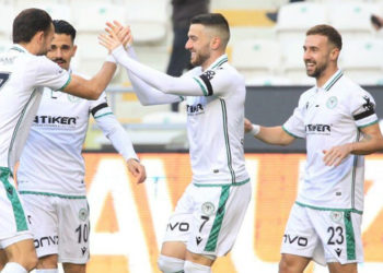 Konyaspor, Rizespor'u da devirdi; galibiyet serisi 4 maça çıktı!