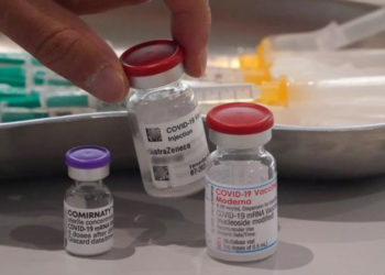 Korona aşıları Omicron'a karşı etkisiz mi?