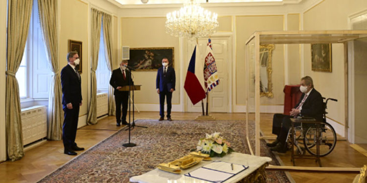 Korona günlerinde yemin töreni