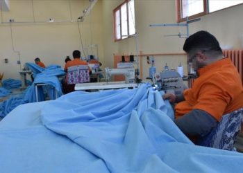 Koronavirüs vaka sayısı arttı, mahkumların izni 6 ay uzatıldı