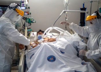 Koronavirüs vakaları Türkiye'de de yeniden artışa geçti