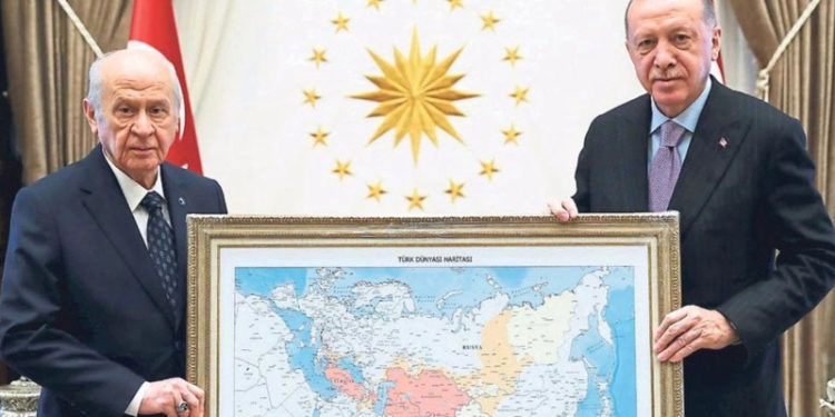 Kremlin'den Bahçeli'nin 'Türk dünyası' haritası yorumu: Altay üzerinde bir kırmızı yıldız olmalı