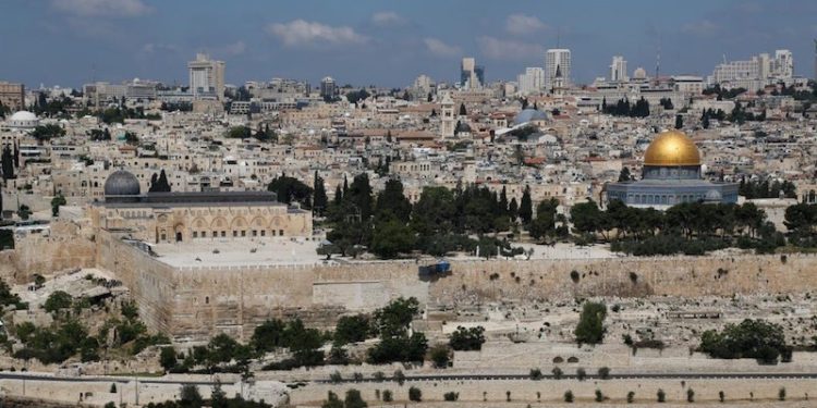 Kudüs'te saldırı: Ölü ve yaralılar var