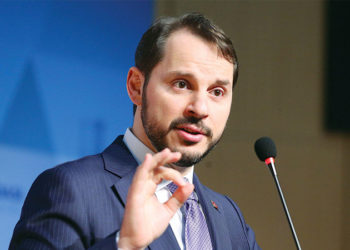 Kütahyalı: Berat Albayrak rejimin paratoneriydi; şimdi Tayyip Erdoğan tek paratoner