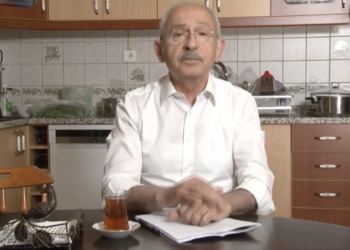 Kılıçdaroğlu mutfaktan seslendi: Saray hükümeti halkımızı bile isteye fakirleştiriyor