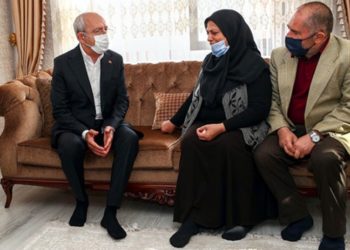 Kılıçdaroğlu öldürülen Başak Cengiz'in ailesini ziyaret etti