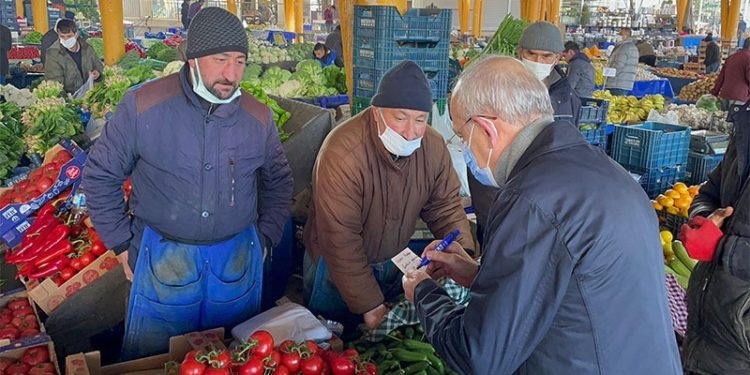 Kılıçdaroğlu'nun pazarda en çok duyduğu cümle: Kurtarın bizi bunlardan