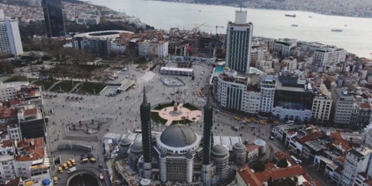 Le Monde: Türkiye nereye gidiyor?