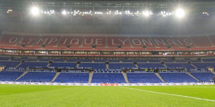 Ligue 1'de durdurulan Olimpik Lyon-Olimpik Marsilya maçı oynanmayacak
