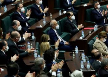 Lütfi Elvan istifaya mı hazırlanıyor?